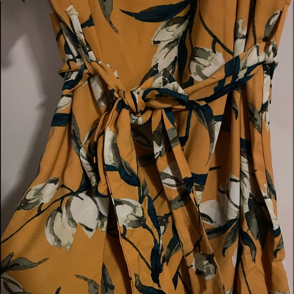 BNWT She & Sky Tie front Dress Size L - Picture 6 of 6